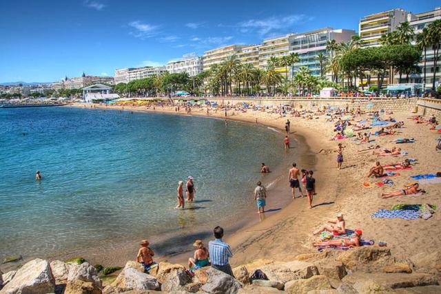 Le Bel Azur By Scls Locations Apartment Cannes Luaran gambar